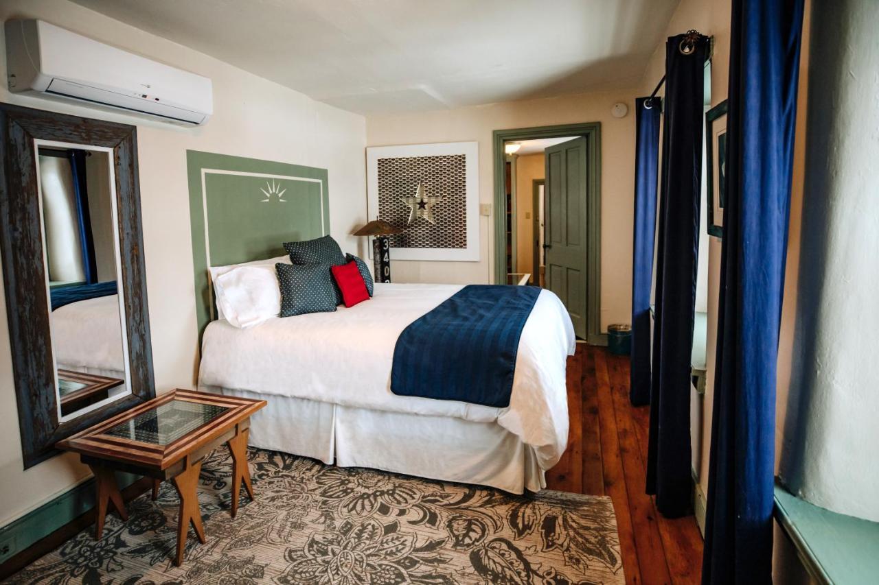 Galvanized America Inn & Art Gallery Doylestown Extérieur photo